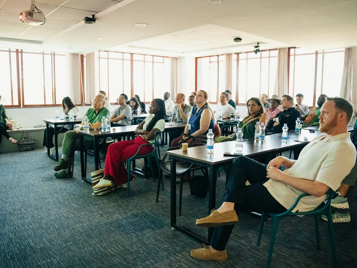 Publikum während eines Vortrags bei einer Konferenz