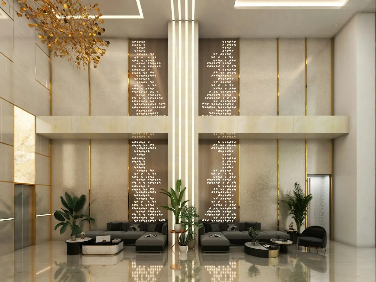 Moderne Hotellobby mit Sitzgruppen und warmem Licht